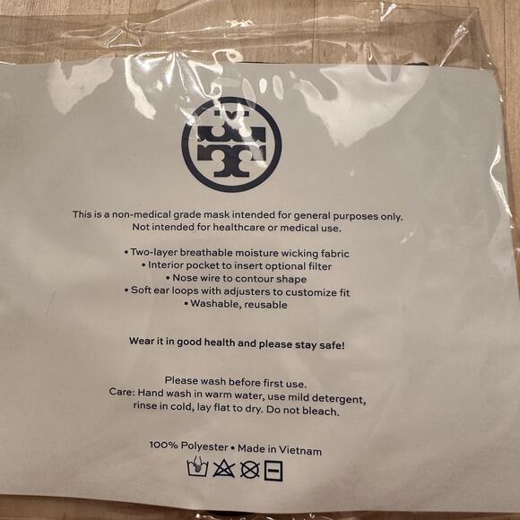 NEW Tory Burch Authentic Solid Black Non-Medical Grade Mask One Size - Picture 3 of 3